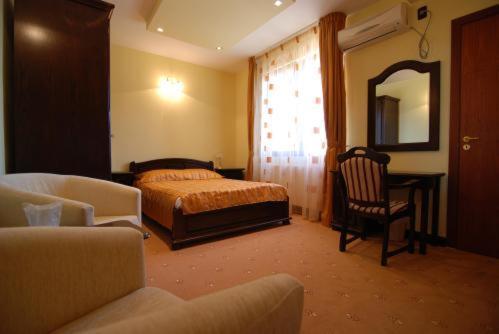 Grand Hotel Perla Ciucasului Tarlungeni Ngoại thất bức ảnh